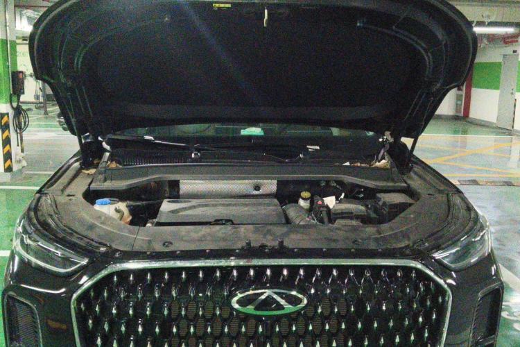 Used Chery Tiggo 8 L 2025 Model 2.0T Two-Wheel Drive Changhong Edition—5 Seaters Engine Bay