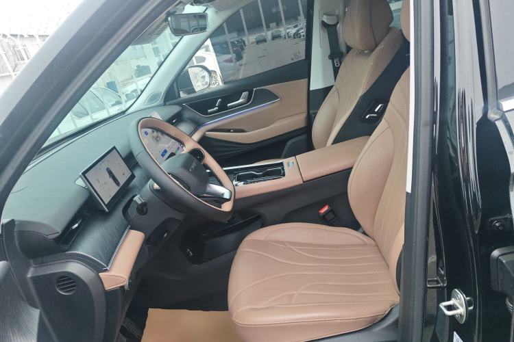 Used Chery Tiggo 8 L 2025 Model 2.0T Two-Wheel Drive Changhong Edition—5 Seaters Left Front Seat