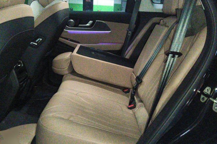 Used Chery Tiggo 8 L 2025 Model 2.0T Two-Wheel Drive Changhong Edition—5 Seaters Left Rear Seat