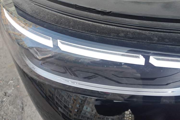 Used Chery Tiggo 8 L 2025 Model 2.0T Two-Wheel Drive Changhong Edition—5 Seaters Right Front Headlight