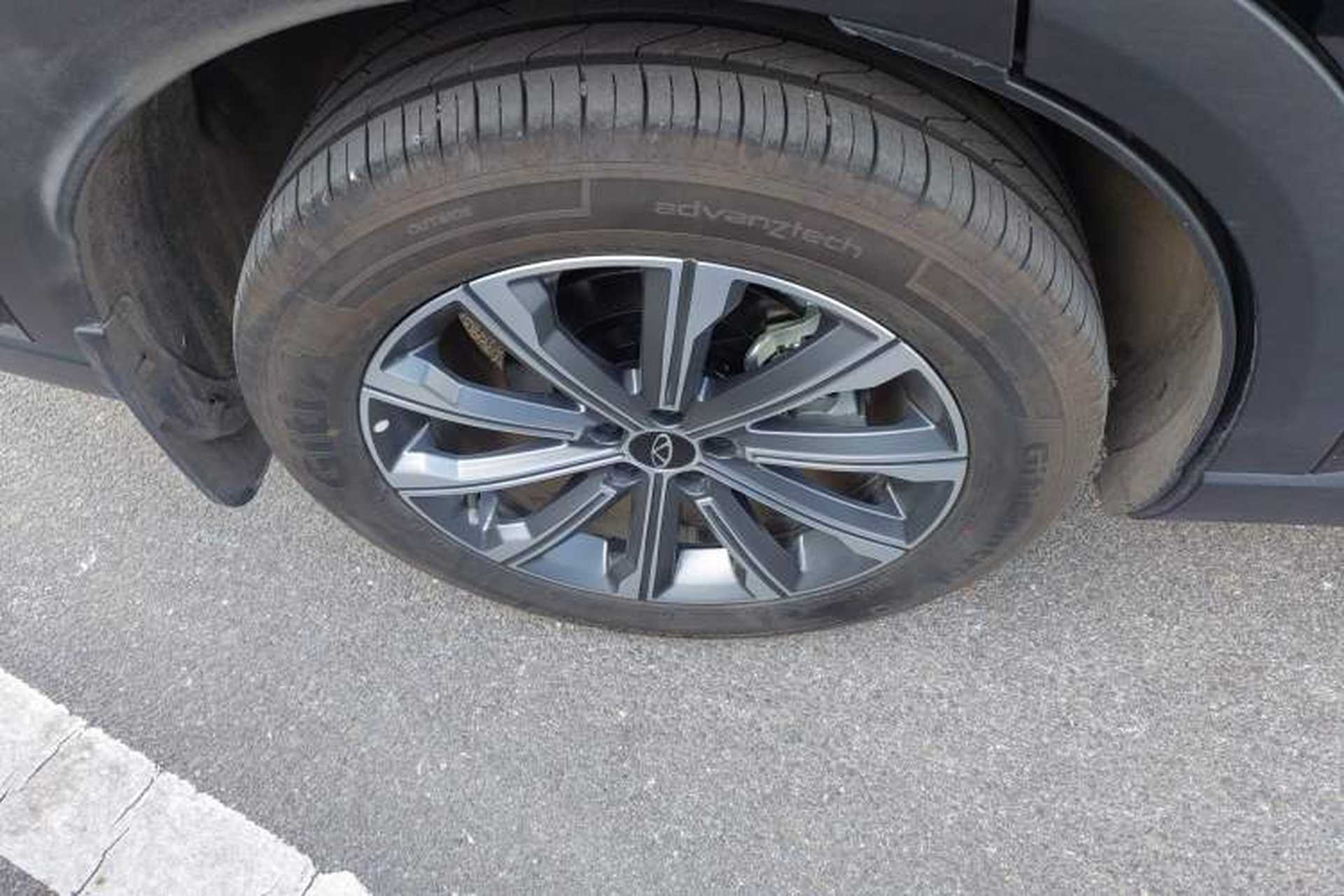 Used Chery Tiggo 8 L 2025 Model 2.0T Two-Wheel Drive Changhong Edition—7 Seaters Right Rear Wheel Hub