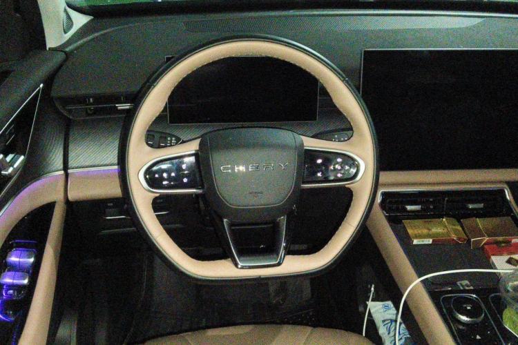 Used Chery Tiggo 8 L 2025 Model 2.0T Two-Wheel Drive Changhong Edition—5 Seaters Steering Wheel
