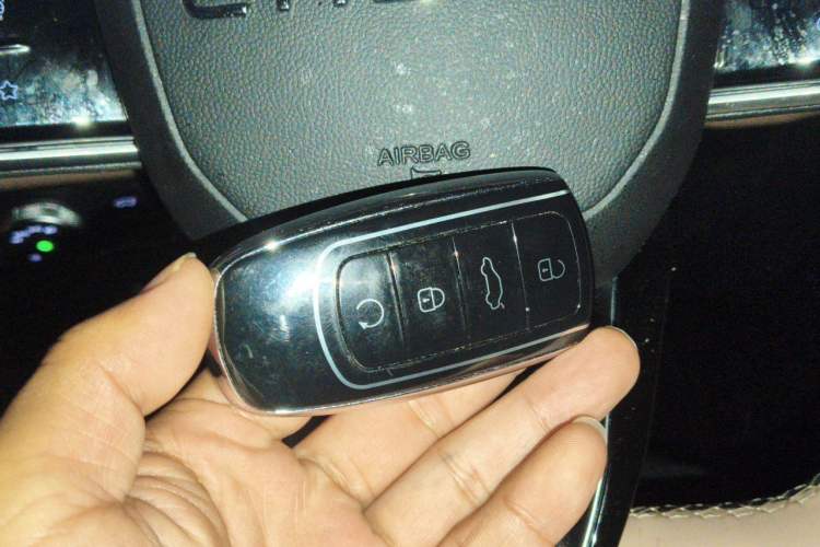 Used Chery Tiggo 8 L 2025 Model 2.0T Two-Wheel Drive Changhong Edition—5 Seaters Vehicle Key