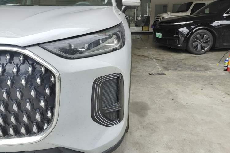 Used Chery Tiggo 8 L 2025 Model 2.0T Two-Wheel Drive Changhong Edition—7 Seaters Left Front Headlight