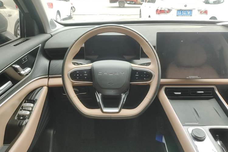 Used Chery Tiggo 8 L 2025 Model 2.0T Two-Wheel Drive Changhong Edition—7 Seaters Steering Wheel