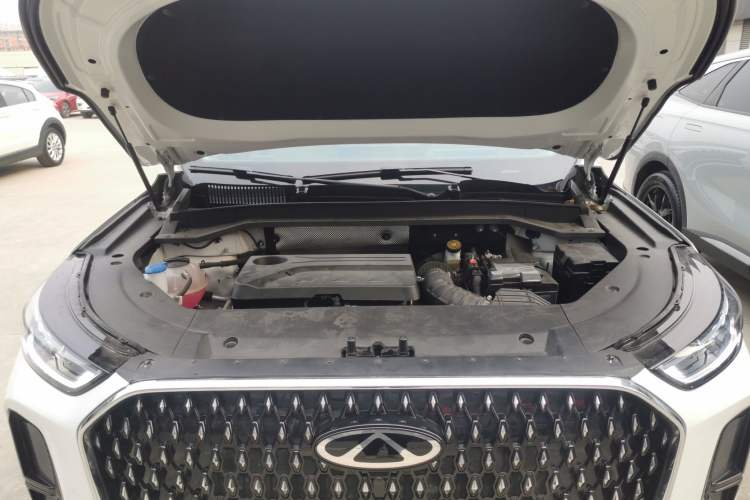 Used Chery Tiggo 8 L 2025 Model 2.0T Two-Wheel Drive Changhong Edition—5 Seaters Engine Bay