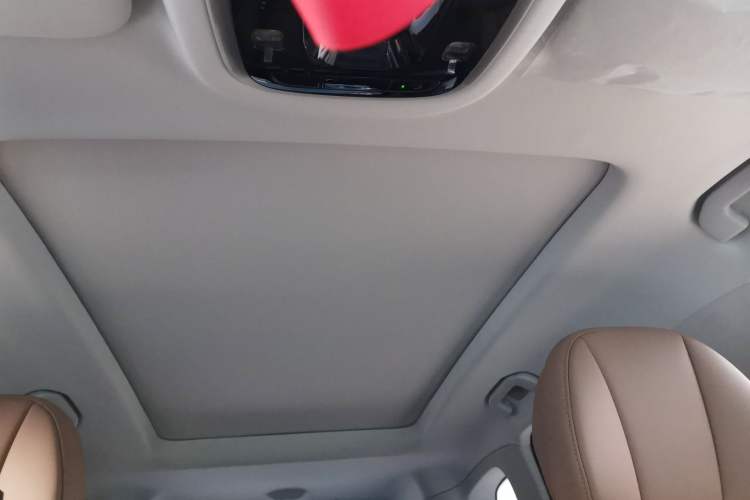 Used Chery Tiggo 8 L 2025 Model 2.0T Two-Wheel Drive Changhong Edition—5 Seaters Headliner