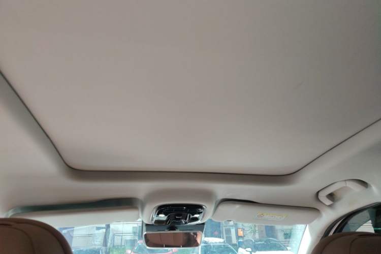 Used Chery Tiggo 8 L 2025 Model 2.0T Two-Wheel Drive Changhong Edition—7 Seaters Headliner