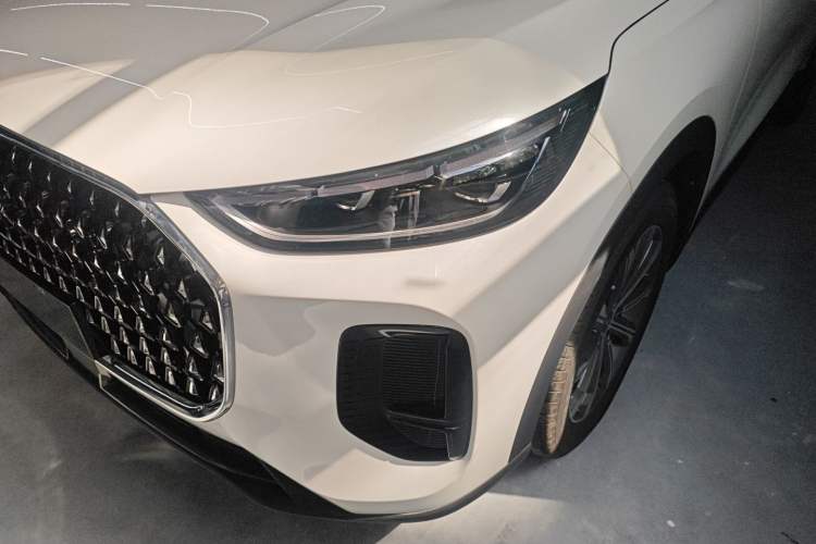 Used Chery Tiggo 8 L 2025 Model 2.0T Two-Wheel Drive Changhong Edition—5 Seaters Left Front Headlight