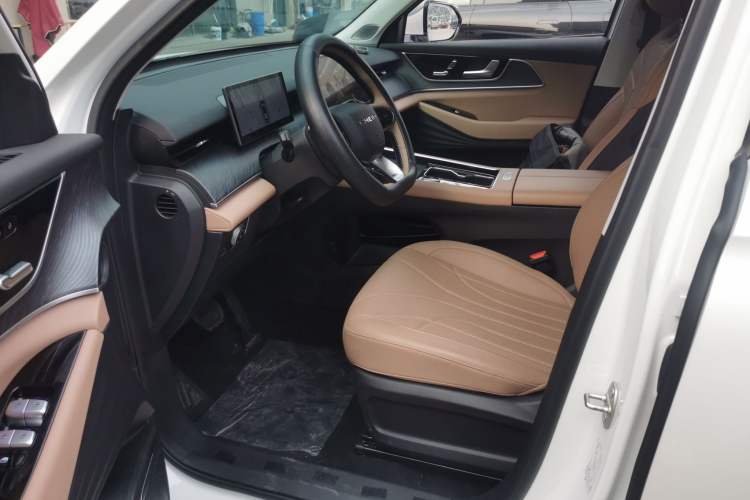 Used Chery Tiggo 8 L 2025 Model 2.0T Two-Wheel Drive Changhong Edition—5 Seaters Left Front Seat