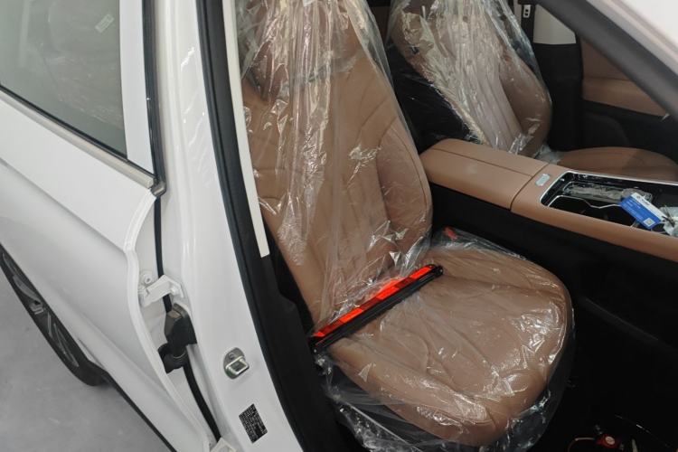 Used Chery Tiggo 8 L 2025 Model 2.0T Two-Wheel Drive Changhong Edition—5 Seaters Right Front Seat
