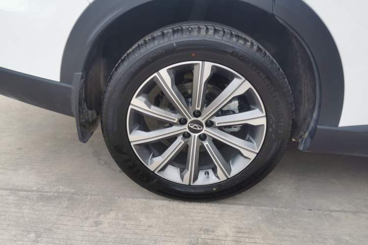 Used Chery Tiggo 8 L 2025 Model 2.0T Two-Wheel Drive Changhong Edition—5 Seaters Right Rear Wheel Hub