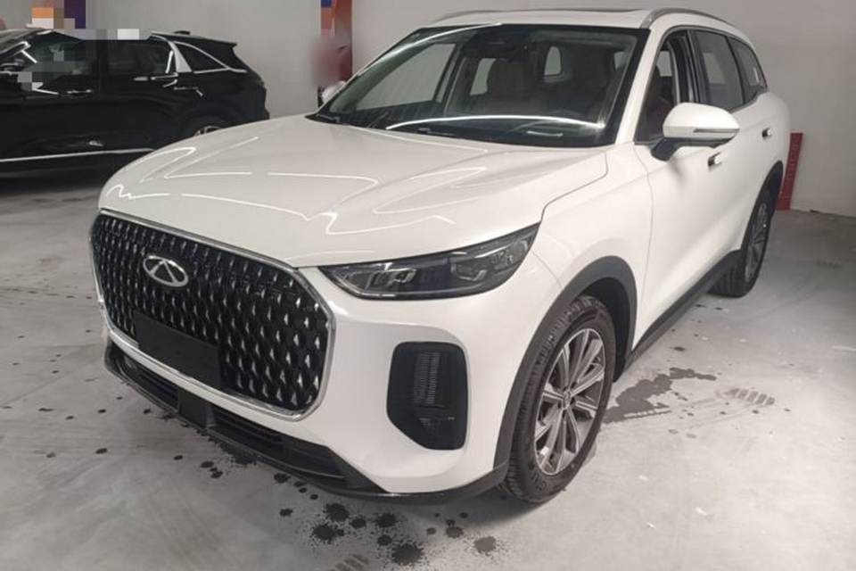 Chery Tiggo 8 L 2025