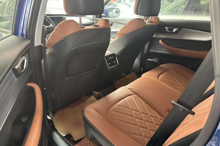 Used Chery Tiggo 8 PLUS 2021 290TGDI DCT Luxury Edition Interior 6