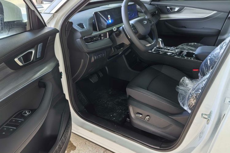 Used Chery Tiggo 8 PLUS 2023 290TGDI DCT New Enjoyment Edition Interior 1