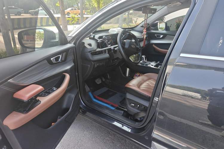Used Chery Tiggo 8 PLUS 2021 290TGDI DCT Luxury Edition 6-Seater Driver Seat