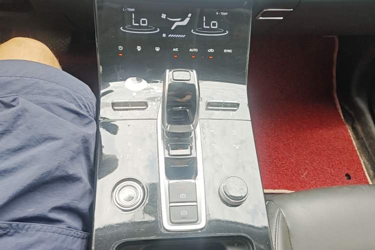 Used Chery Tiggo 8 PLUS 2021 290TGDI DCT Haoting Edition Gear Lever