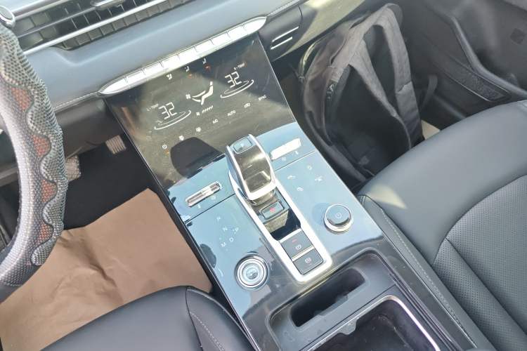 Used Chery Tiggo 8 PLUS 2021 290TGDI DCT Haoting Edition Gear Lever