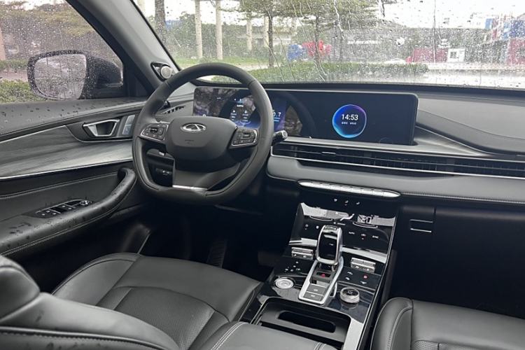 Used Chery Tiggo 8 PLUS 2021 290TGDI DCT Haoting Edition+ Interior 2