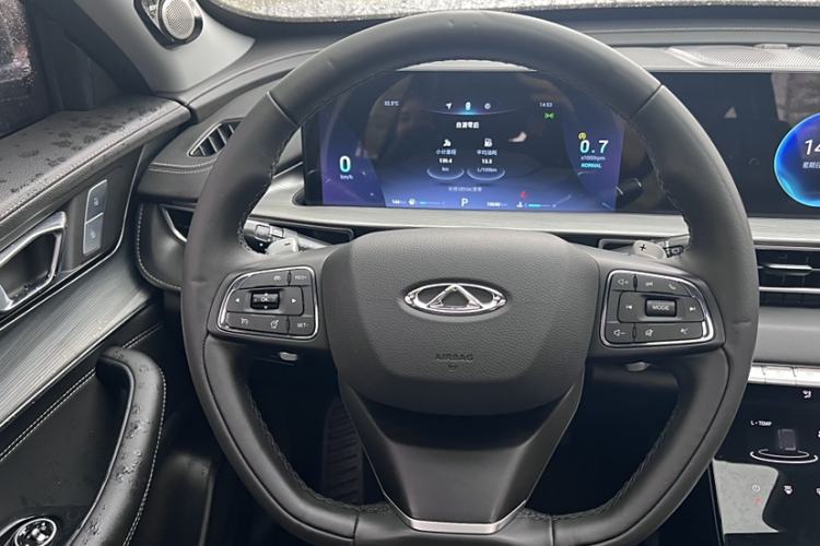 Used Chery Tiggo 8 PLUS 2021 290TGDI DCT Haoting Edition+ Interior 3