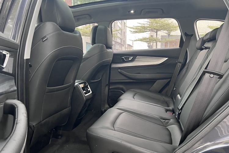 Used Chery Tiggo 8 PLUS 2021 290TGDI DCT Haoting Edition+ Interior 6