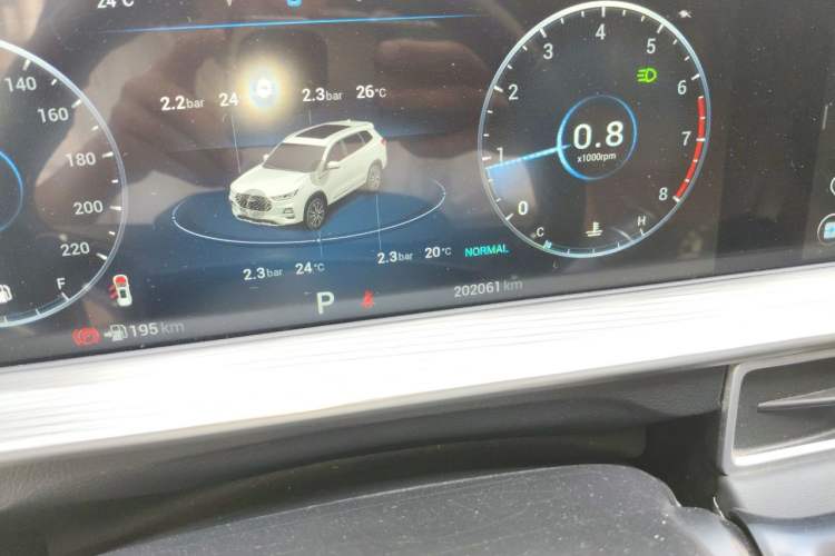 Used Chery Tiggo 8 PLUS 2021 290TGDI DCT Luxury Edition Odometer Close Up