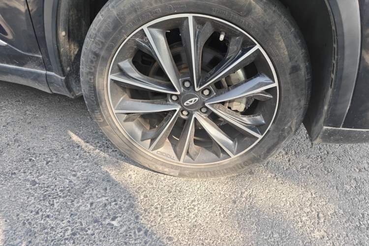 Used Chery Tiggo 8 PLUS 2021 290TGDI DCT Luxury Edition 6-Seater Right Front Wheel Hub