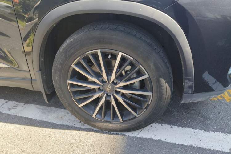 Used Chery Tiggo 8 PLUS 2021 290TGDI DCT Haoting Edition Right Front Wheel Hub