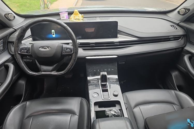 Used Chery Tiggo 8 PLUS 2021 290TGDI DCT Haoting Edition Center Console