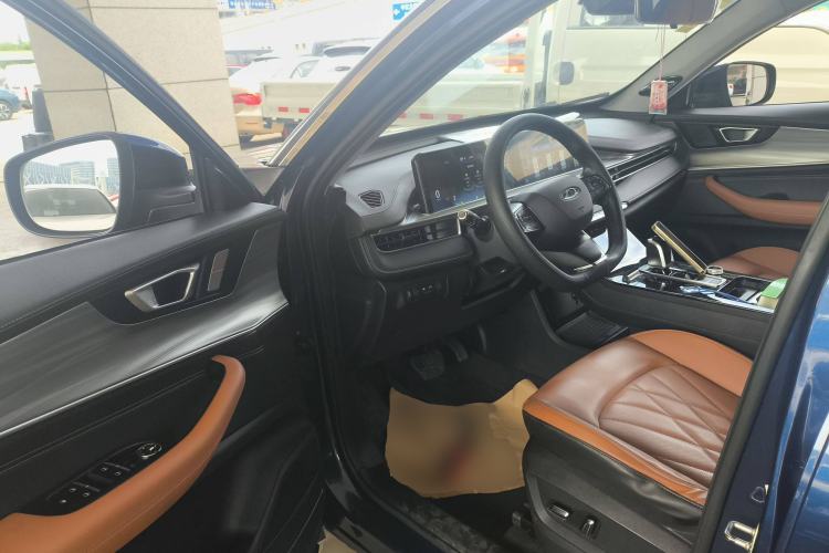 Used Chery Tiggo 8 PLUS 2021 290TGDI DCT Luxury Edition Driver Seat