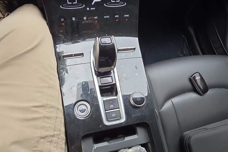Used Chery Tiggo 8 PLUS 2021 290TGDI DCT Haoting Edition Gear Lever