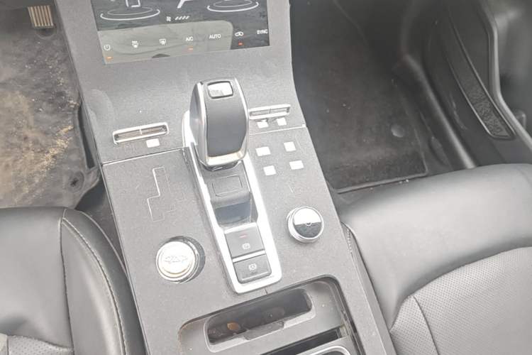 Used Chery Tiggo 8 PLUS 2021 290TGDI DCT Haoting Edition Gear Lever