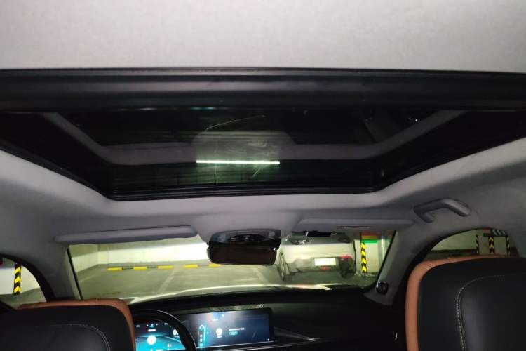 Used Chery Tiggo 8 PLUS 2021 290TGDI DCT Luxury Edition Headliner