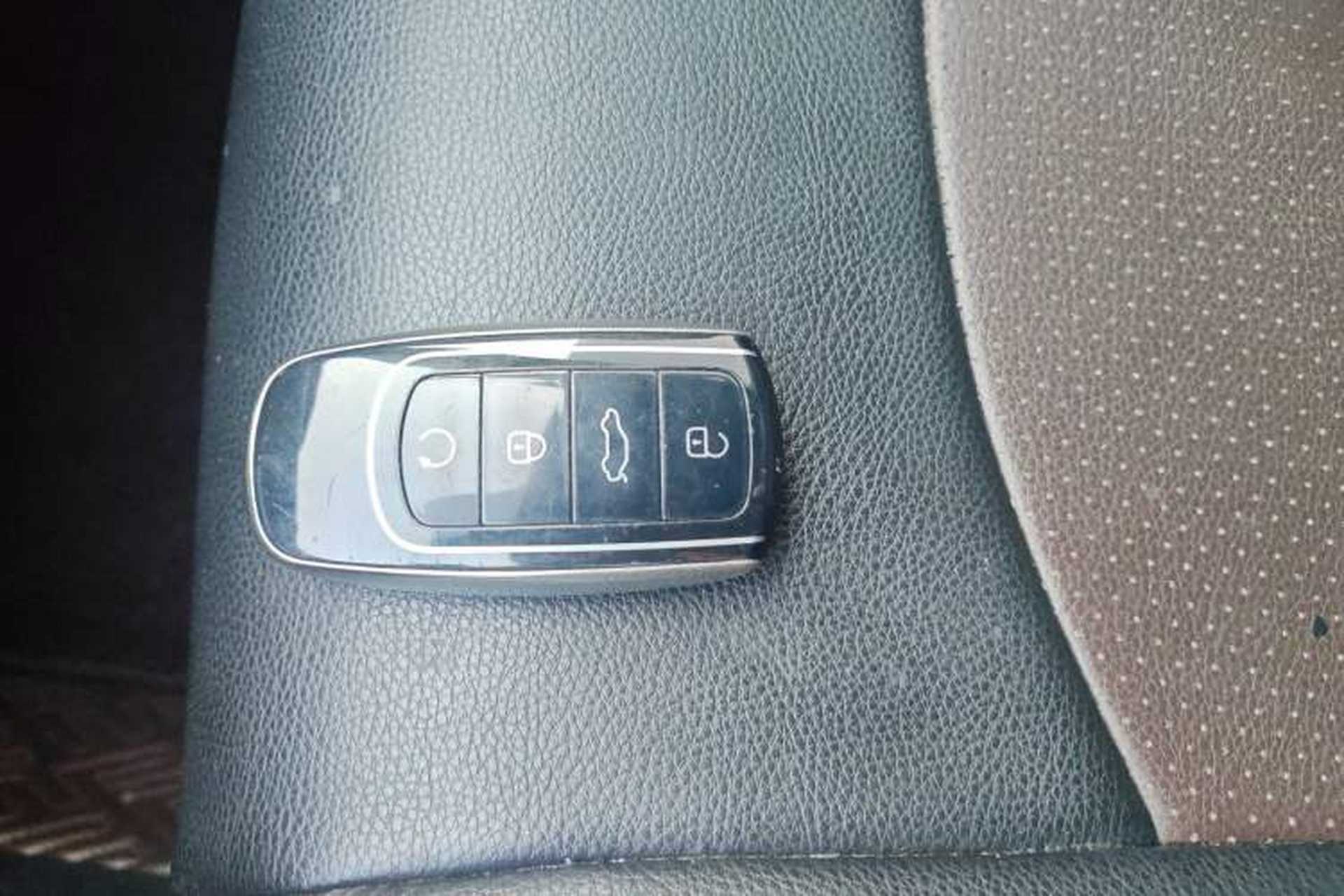 Used Chery Tiggo 8 PLUS 2021 290TGDI DCT Haoting Edition Interior 1