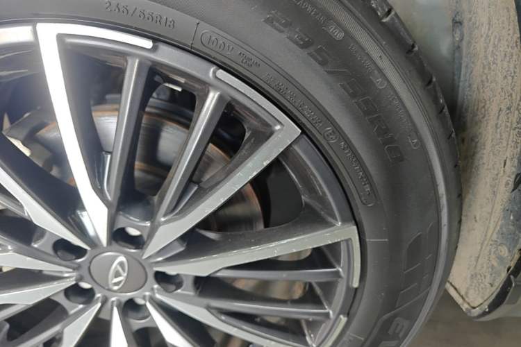 Used Chery Tiggo 8 PLUS 2021 290TGDI DCT Haoting Edition Left Front Wheel Hub