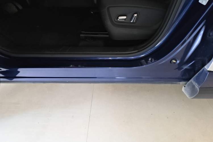 Used Chery Tiggo 8 PLUS 2021 290TGDI DCT Haoting Edition Left Side Sill