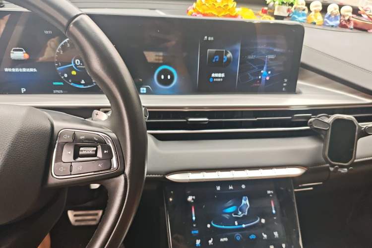 Used Chery Tiggo 8 PLUS 2021 290TGDI DCT Haoyao Edition Audio And AC Panel