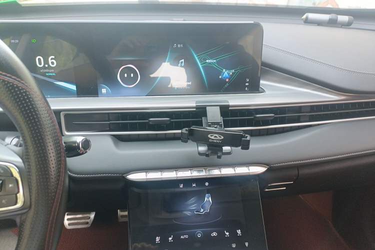 Used Chery Tiggo 8 PLUS 2021 290TGDI DCT Haoyao Edition Audio And AC Panel