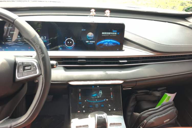 Used Chery Tiggo 8 PLUS 2021 290TGDI DCT Luxury Edition Audio And AC Panel