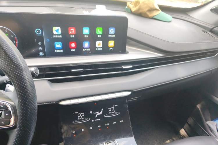 Used Chery Tiggo 8 PLUS 2021 290TGDI DCT Haoting Edition Audio And AC Panel