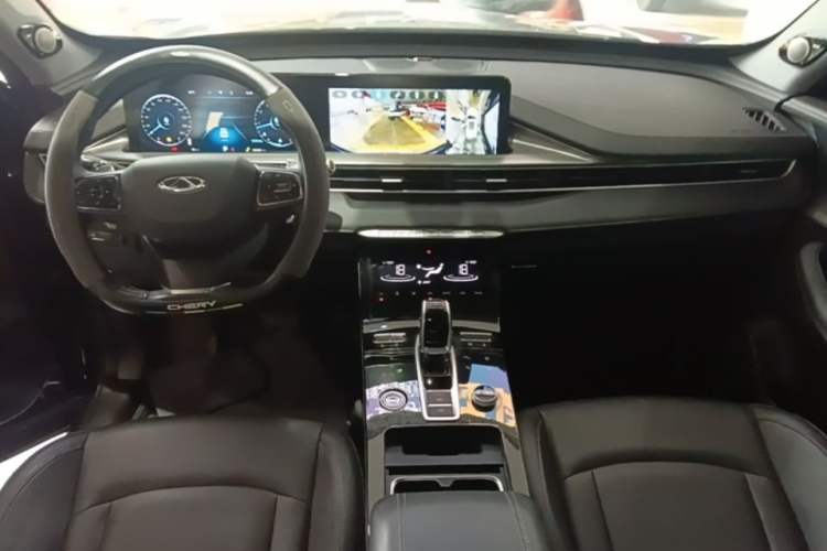 Used Chery Tiggo 8 PLUS 2021 290TGDI DCT Haoting Edition+ Center Console