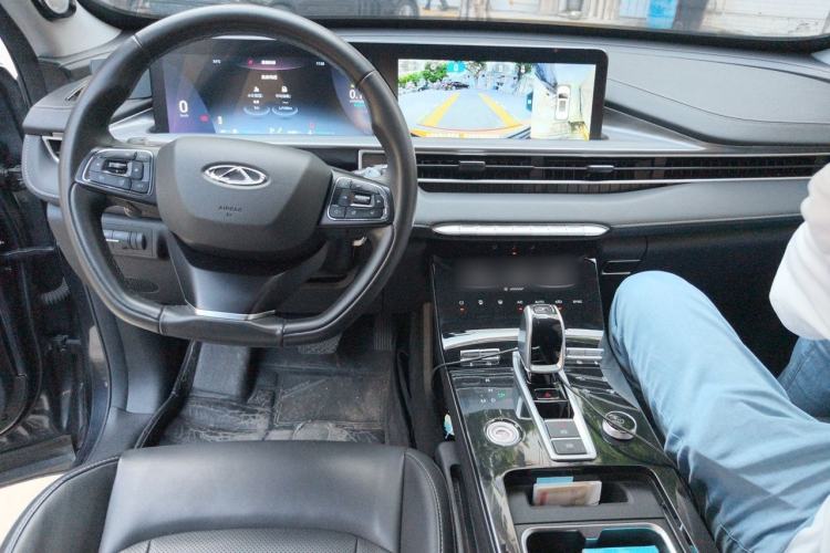 Used Chery Tiggo 8 PLUS 2021 290TGDI DCT Haoting Edition Center Console