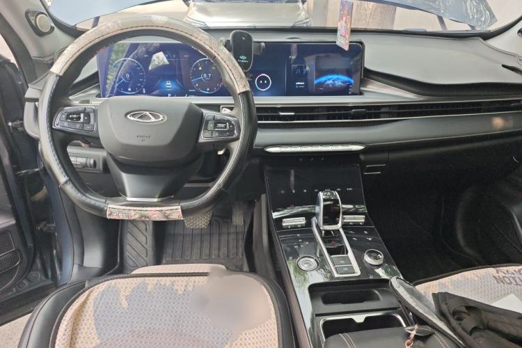 Used Chery Tiggo 8 PLUS 2021 290TGDI DCT Haoting Edition Center Console