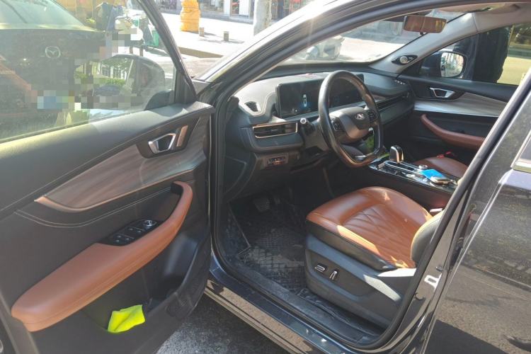 Used Chery Tiggo 8 PLUS 2021 290TGDI DCT Luxury Edition Driver Seat