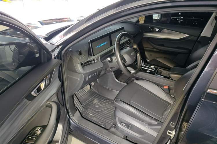 Used Chery Tiggo 8 PLUS 2021 290TGDI DCT Haoting Edition Driver Seat