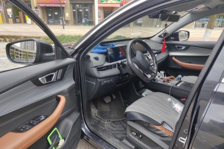 Used Chery Tiggo 8 PLUS 2021 290TGDI DCT Luxury Edition Driver Seat