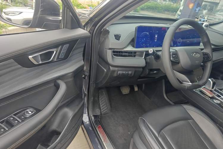 Used Chery Tiggo 8 PLUS 2021 290TGDI DCT Haoting Edition+ Driver Seat