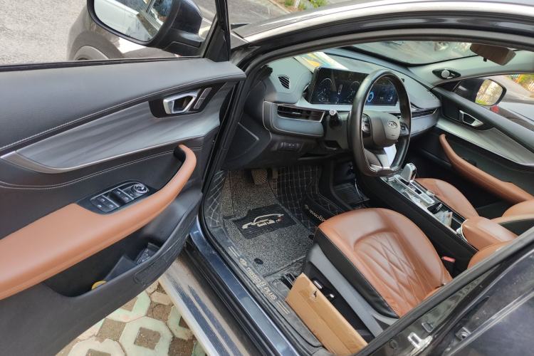 Used Chery Tiggo 8 PLUS 2021 290TGDI DCT Luxury Edition Driver Seat