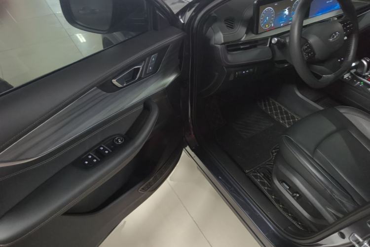 Used Chery Tiggo 8 PLUS 2021 290TGDI DCT Haoting Edition Driver Seat