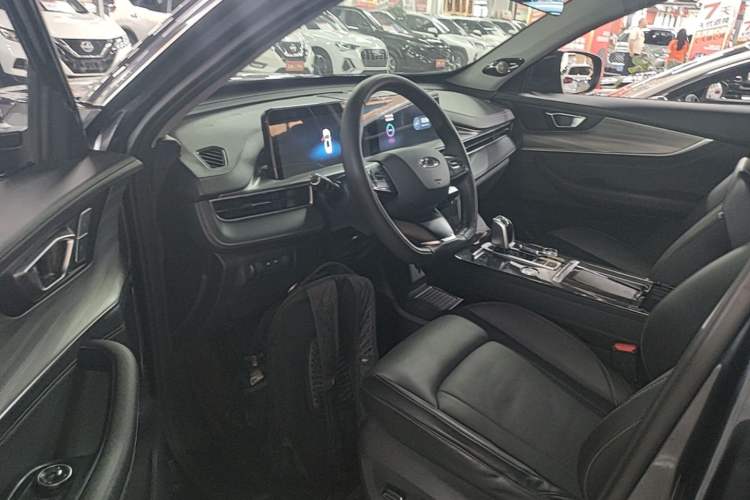 Used Chery Tiggo 8 PLUS 2021 290TGDI DCT Haoting Edition Driver Seat